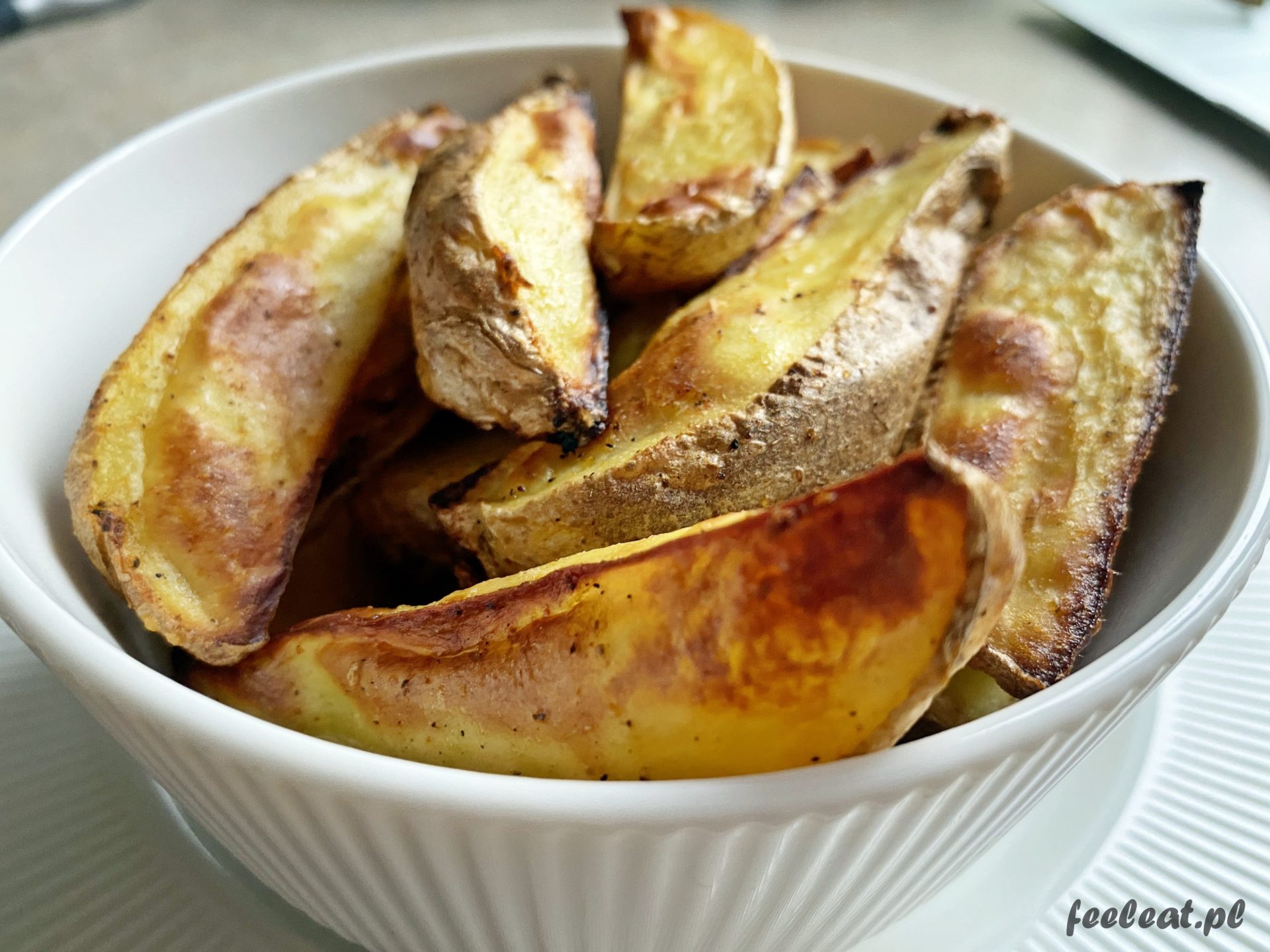 Frytki z piekarnika – przepis na zdrowe frytki. Przepisy z ziemniakami. 
